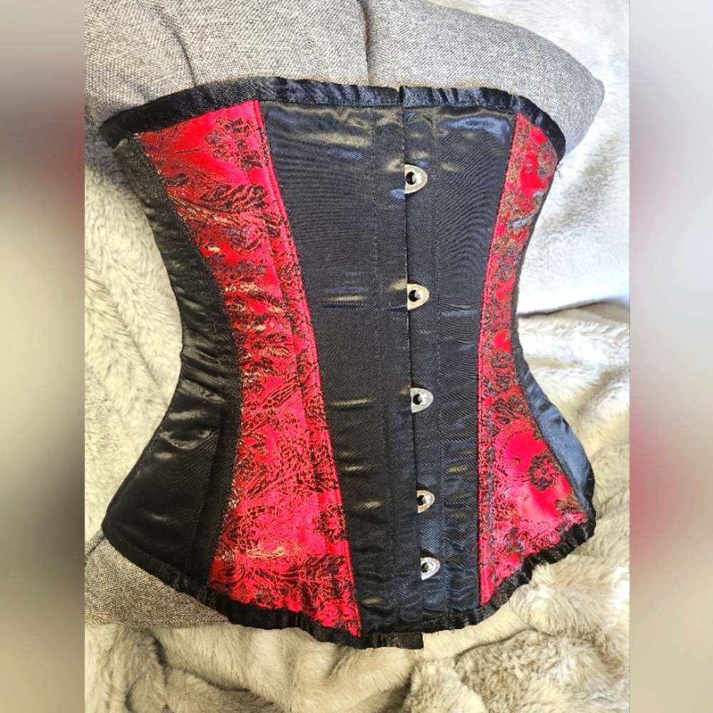 Beautiful Black & Red Love Poetry Corset XXS